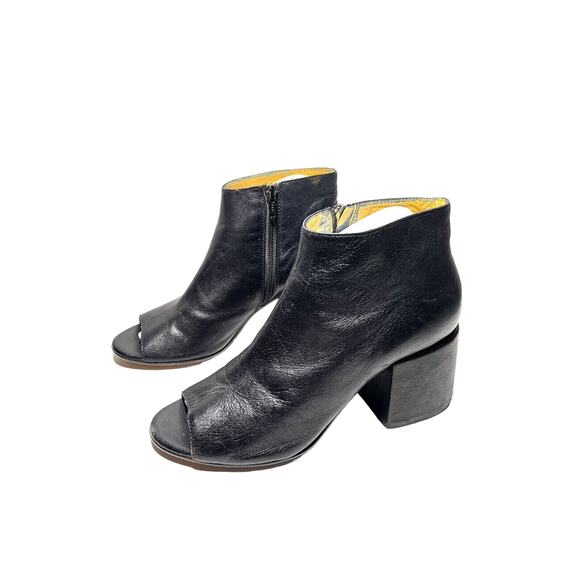 Maison Margiela MM6 EUC Black Leather Peep Toe 2.75" Chunky Heel Bootie Boot 8 - Picture 1 of 7